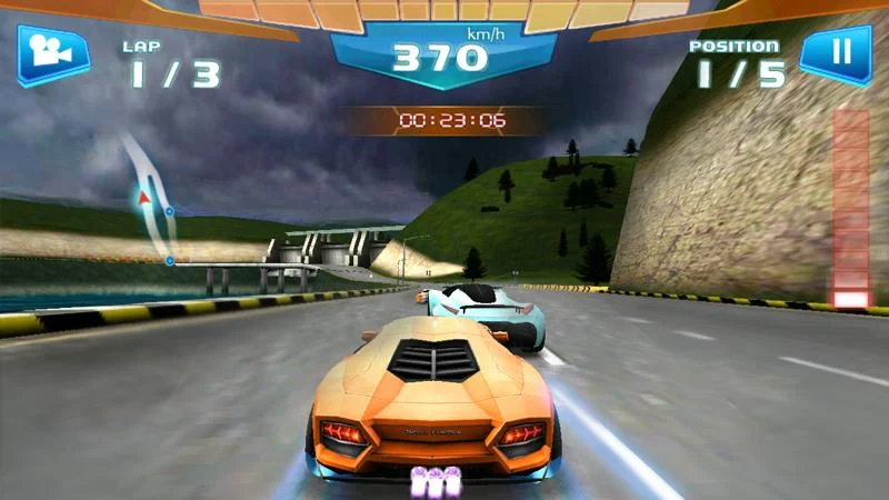 Fast Racing 2.4 APK feature